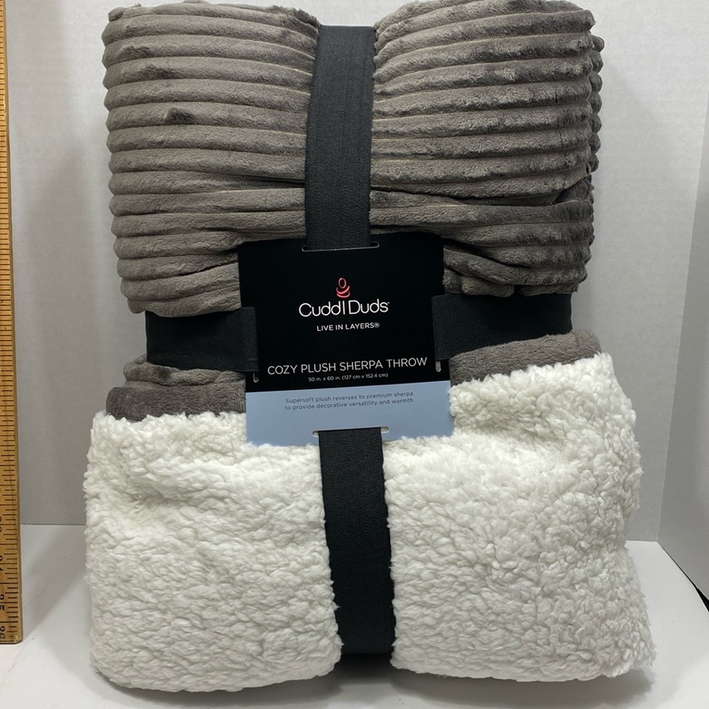 CuddlDuds Cozy Sherpa Plush Blanket